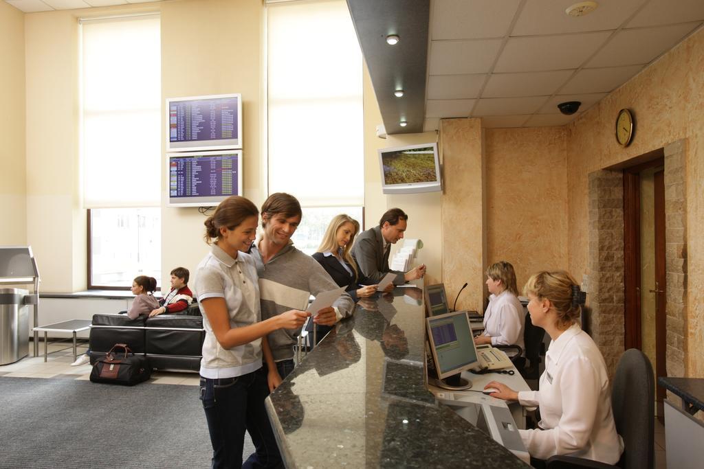 Airhotel Domodedovo Exteriör bild